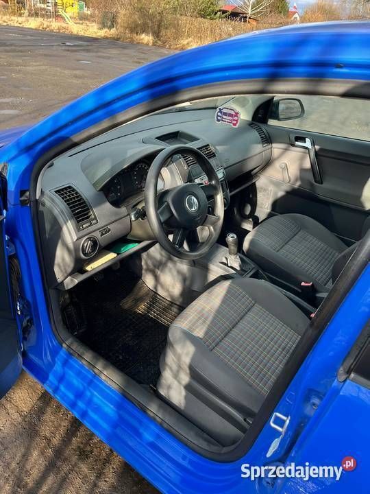 Niebieski Używany 2006 VW Polo Hatchback | 8900 zł (Uczciwa cena) - Obraz 1/4