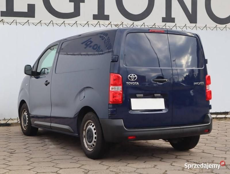 Używany Toyota Proace 2019 Niebieski Minivan