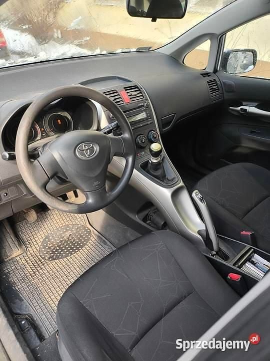 Używany Toyota Auris 2009 Hatchback