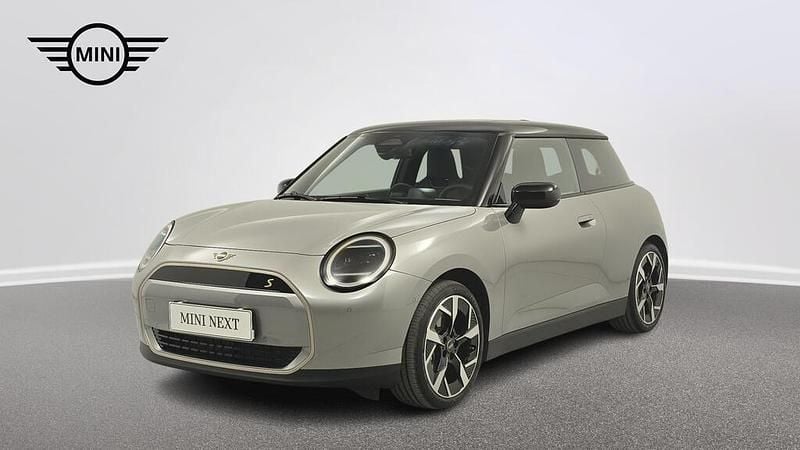 Używany Mini Cooper SE 160 kW (218 KM) 2024 Melting silver iii metalizowany Hatchback