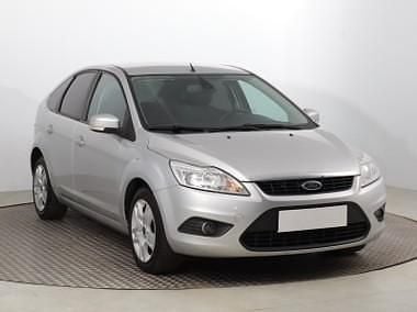 Używany Ford Focus 101 KM (74 kW) 2009 Srebrny Hatchback