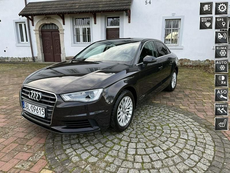 Brązowy Używany 2014 Audi A3 Ambiente Sedan/Limuzyna | 56 900 zł (Uczciwa cena) - Obraz 1/4
