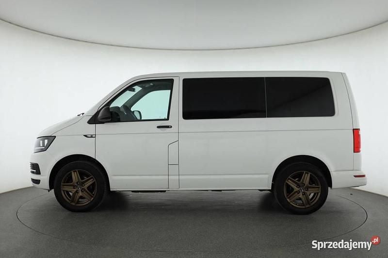 Używany VW T6 2015 Biały Van