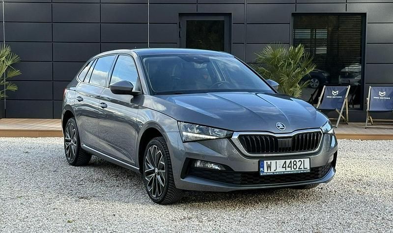 Szary (metalik) Używany 2022 Skoda Scala Style Hatchback | 61 800 zł (Dość drogi) - Obraz 1/3