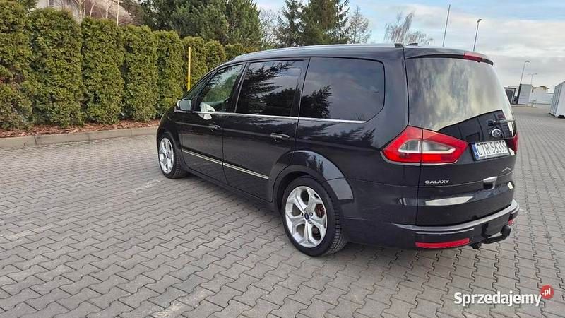 Używany Ford Galaxy 2011 Czarny Minivan