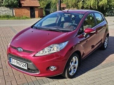 Fioletowy Używany 2010 Ford Fiesta Titanium Hatchback | 16 900 zł (Uczciwa cena) - Obraz 1/4