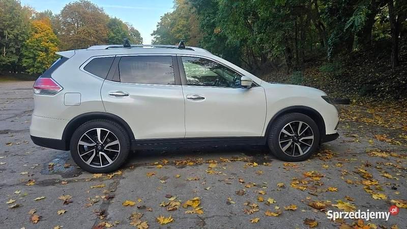 Biały Używany 2014 Nissan X-Trail SUV | 43 000 zł (Dość drogi) - Obraz 1/4