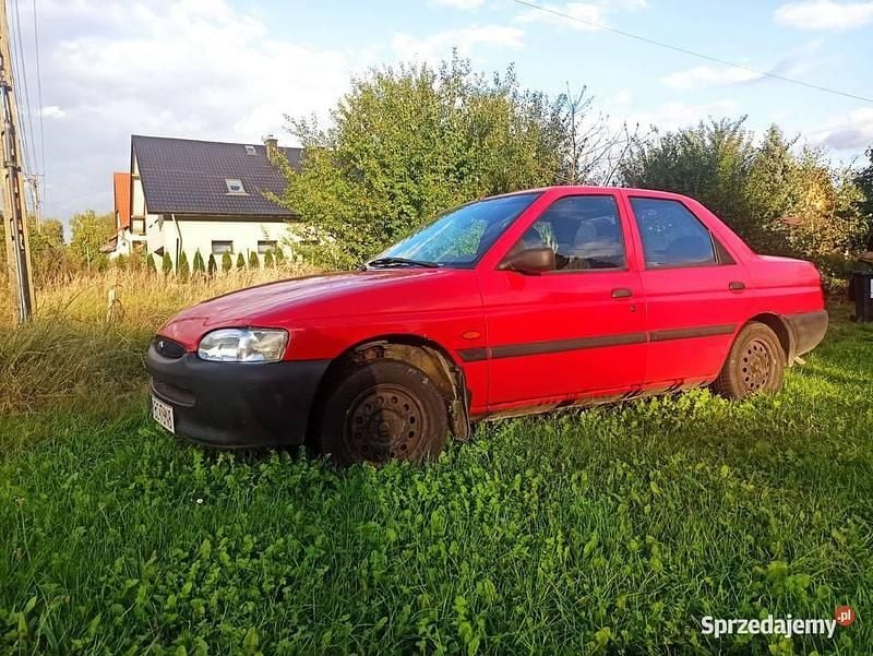 Czerwony Używany 1997 Ford Escort Sedan/Limuzyna | 1900 zł - Obraz 1/4