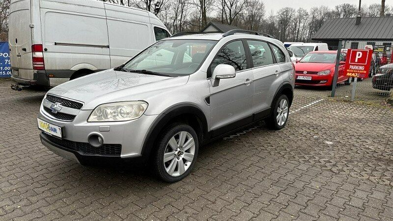 Używany Chevrolet Captiva 150 KM (110 kW) 2007 Srebrny (metalik) SUV