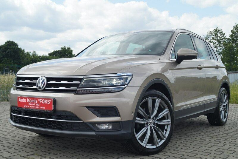 Beżowy (metalik) Używany 2019 VW Tiguan Highline SUV | 88 900 zł (Uczciwa cena) - Obraz 1/4