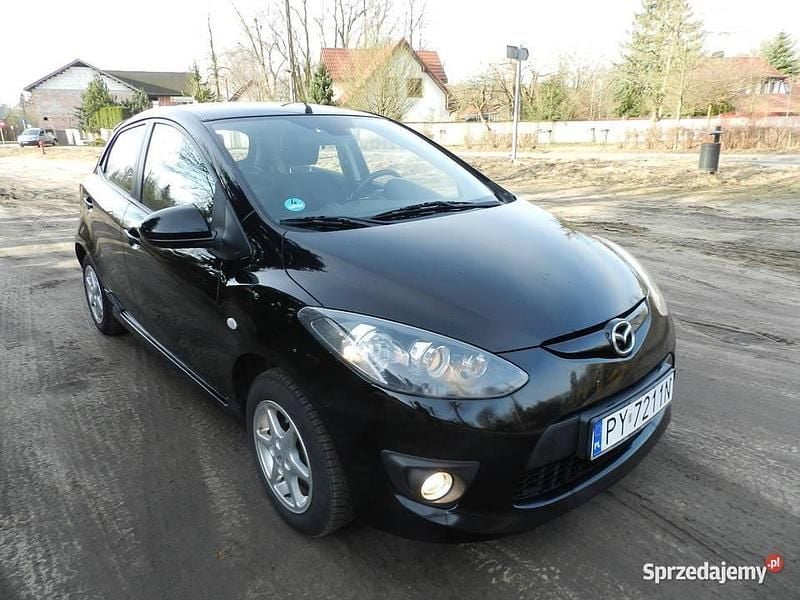 Używany Mazda 2 2010 Czarny Hatchback