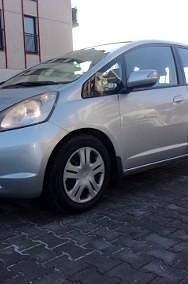 Używany Honda Jazz 100 KM (73 kW) 2010 Srebrny Hatchback