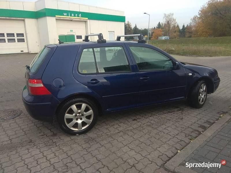 Granatowy Używany 2003 VW Golf IV Hatchback | 3990 zł (Uczciwa cena) - Obraz 1/4