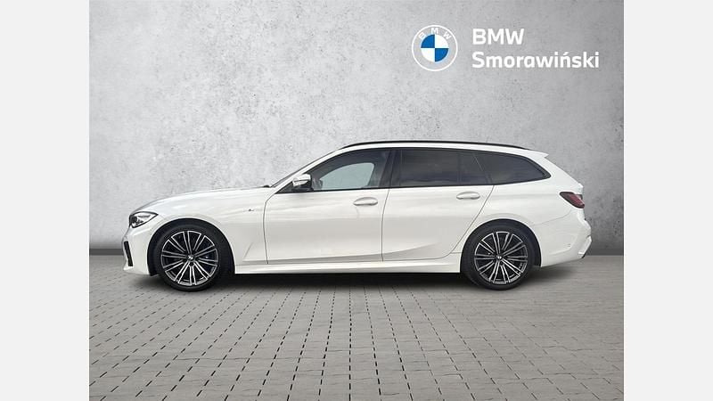 Używany BMW 330 Shadowline 258 KM (189 kW) 2022 Biel alpejska Kombi