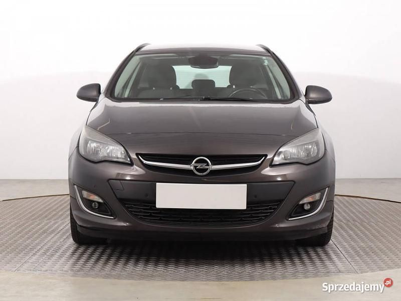 Używany Opel Astra 2013 Szary Kombi