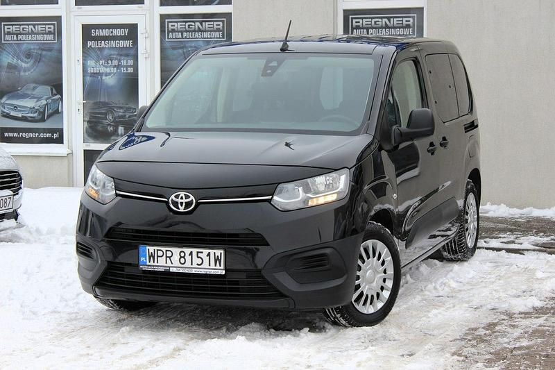 Używany Toyota Proace Verso City 102 KM (75 kW) 2020 Czarny Kombi
