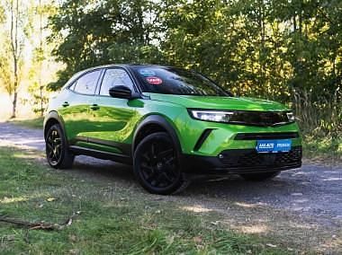 Zielony Używany 2024 Opel Mokka SUV | 91 999 zł (Dość drogi) - Obraz 1/4