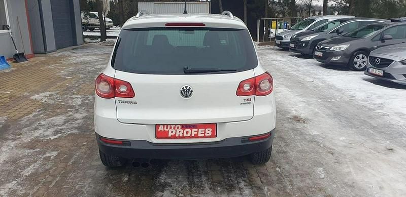 Używany VW Tiguan 150 KM (110 kW) 2010 Biały (metalik) SUV