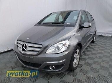 Używany 2011 Mercedes A180 Hatchback | 24 331 zł (Dość drogi) - Obraz 1/4