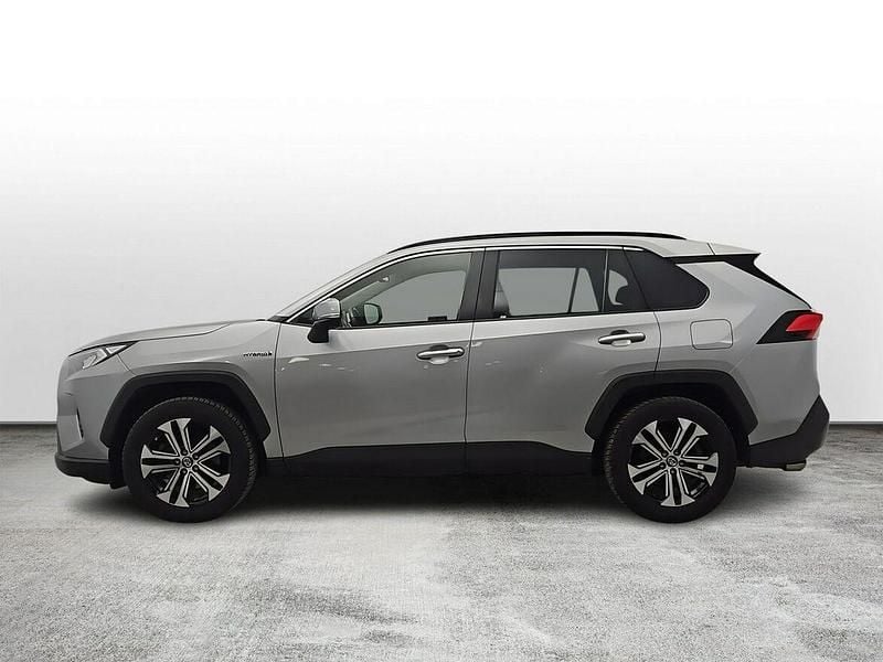 Używany Toyota RAV4 Comfort 2021 Srebrny SUV