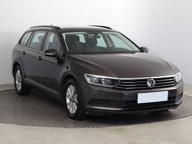 Używany VW Passat 150 KM (110 kW) 2017 Brązowy Kombi