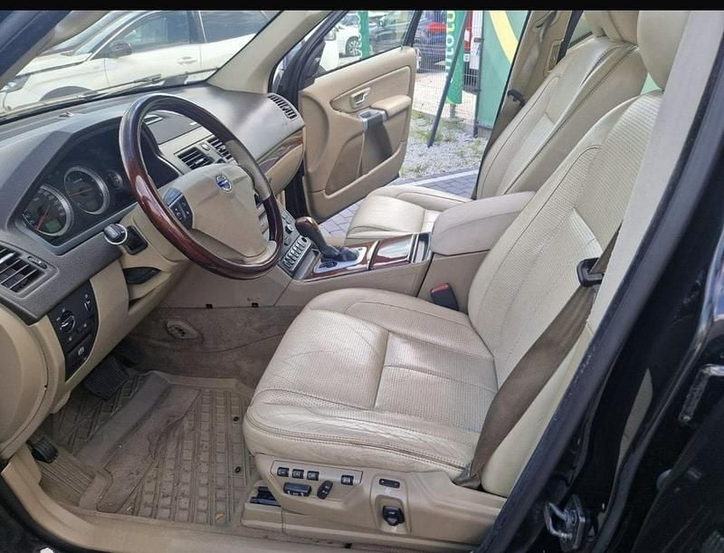Używany Volvo XC90 200 KM (147 kW) 2011 Czarny SUV