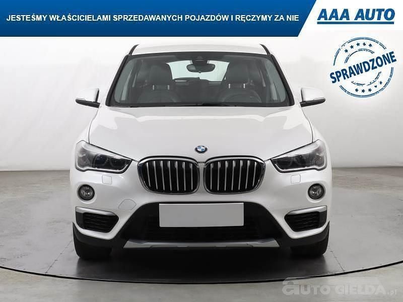 Używany BMW X1 136 KM (100 kW) 2016 Biały SUV