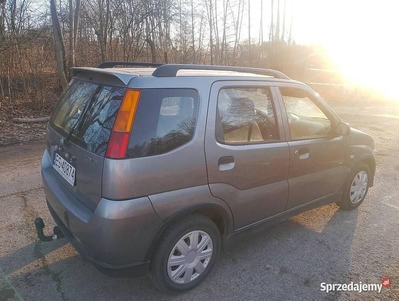 Używany Suzuki Ignis 2005 Srebrny Hatchback