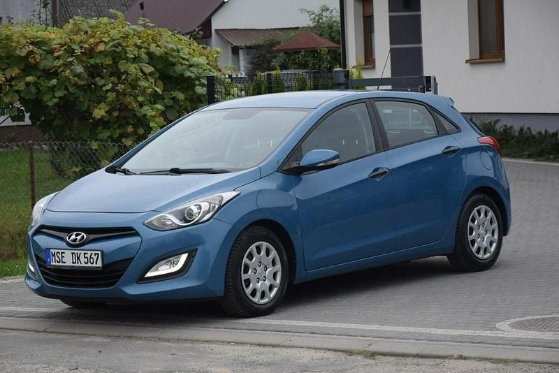Niebieski Używany 2013 Hyundai i30 Hatchback | 30 900 zł (Uczciwa cena) - Obraz 1/4