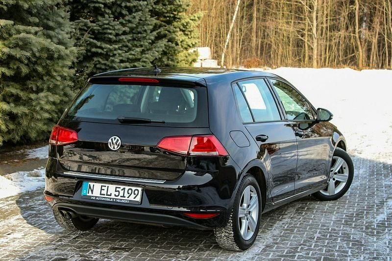 Używany VW Golf VII 150 KM (110 kW) 2014 Czarny (metalik, perła) Hatchback