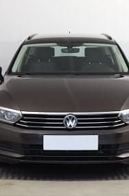 Używany VW Passat 150 KM (110 kW) 2017 Brązowy Kombi