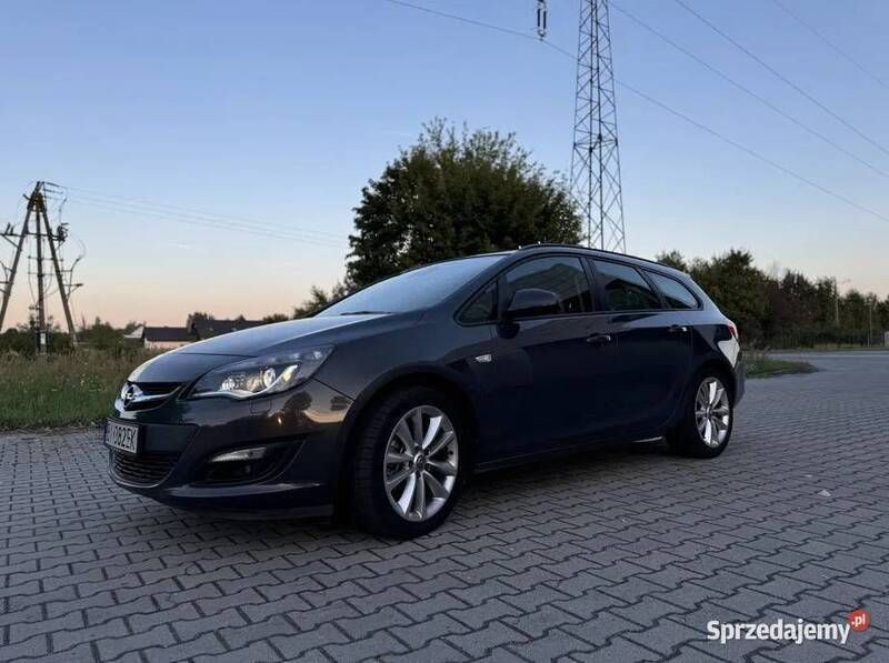 Używany 2014 Opel Astra Kombi | 21 000 zł (Uczciwa cena) - Obraz 1/4