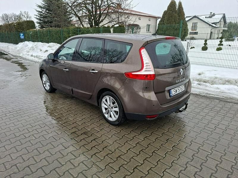 Używany Renault Grand Scénic III 110 KM (80 kW) 2011 Brązowy Minivan