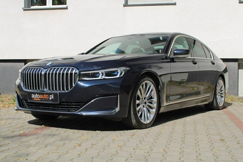 Inny (metalik) Używany 2019 BMW 730 Sedan/Limuzyna | 154 471 zł - Obraz 1/4