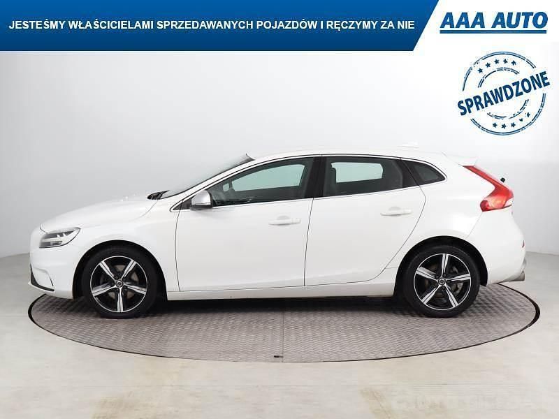 Używany Volvo V40 2019 Biały