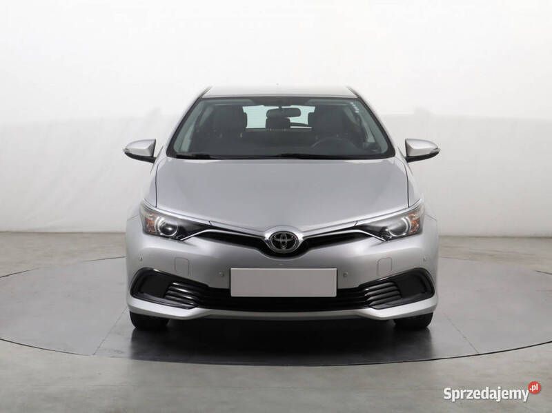 Srebrny Używany 2016 Toyota Auris Hatchback | 42 999 zł (Uczciwa cena) - Obraz 1/4