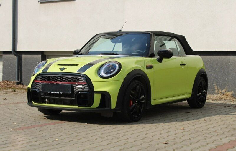 Zielony jasny (metalik) Używany 2023 Mini John Cooper Works Cabriolet Kabriolet | 149 900 zł - Obraz 1/4