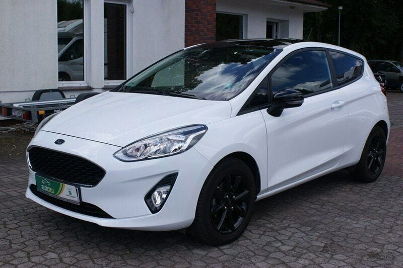 Biały Używany 2018 Ford Fiesta Hatchback | 38 800 zł (Dość drogi) - Obraz 1/4
