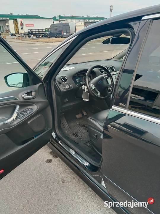 Używany Ford S-MAX S 2010 Minivan