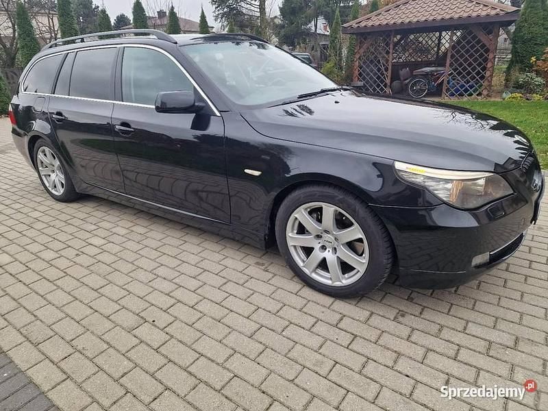 Używany BMW 520 2008 Czarny Kombi