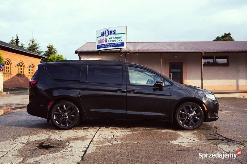 Używany 2020 Chrysler Pacifica Limited SUV | 136 000 zł (Drogi) - Obraz 1/4