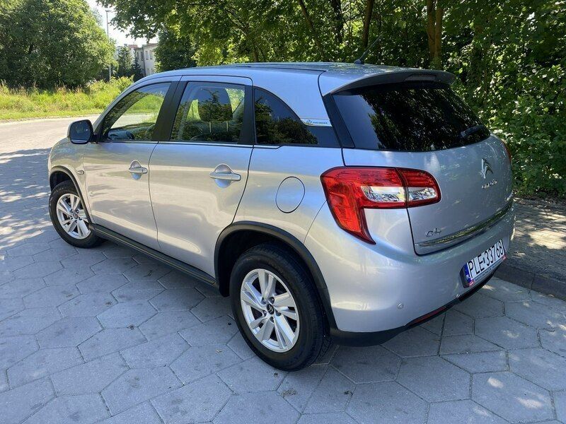 Używany Citroën C4 Aircross 114 KM (83 kW) 2013 Srebrny SUV