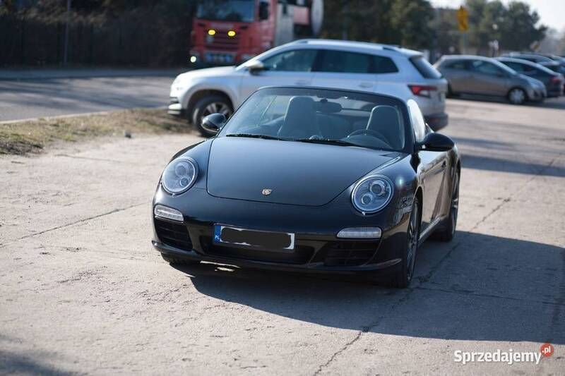 Czarny Używany 2011 Porsche 911 Carrera Cabriolet Black Edition Kabriolet | 255 000 zł - Obraz 1/4