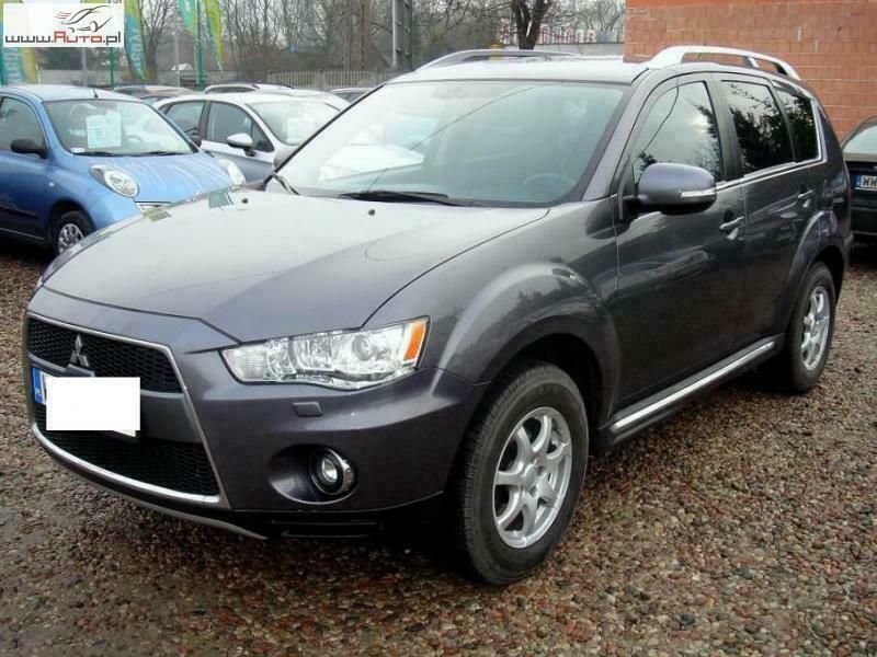 Grafitowy Używany 2010 Mitsubishi Outlander SUV | 56 900 zł - Obraz 1/4