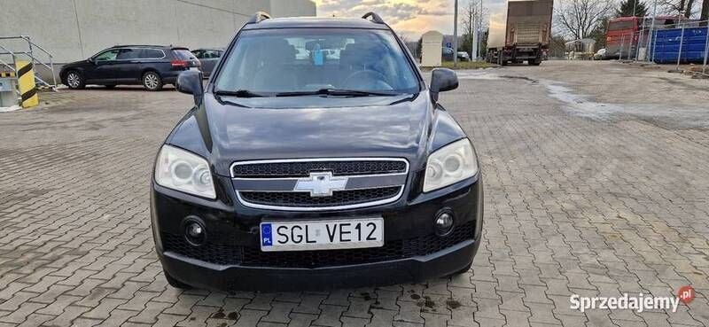 Czarny Używany 2007 Chevrolet Captiva SUV | 9800 zł (Super Cena) - Obraz 1/4