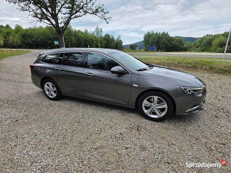 Szary Używany 2017 Opel Insignia Kombi | 64 900 zł (Dość drogi) - Obraz 1/4