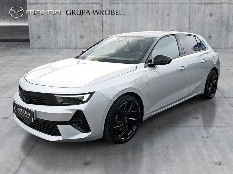 Srebrny (metalik) Używany 2023 Opel Astra Sedan/Limuzyna | 92 999 zł - Obraz 1/4