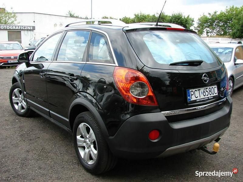 Używany Opel Antara 140 KM (102 kW) 2008 Czarny SUV