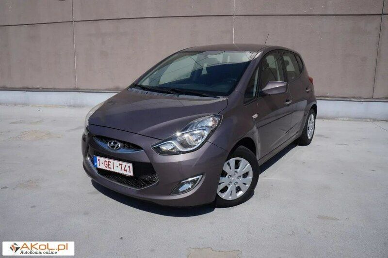 Szary (metalik) Używany 2011 Hyundai ix20 Hatchback | 27 900 zł - Obraz 1/4