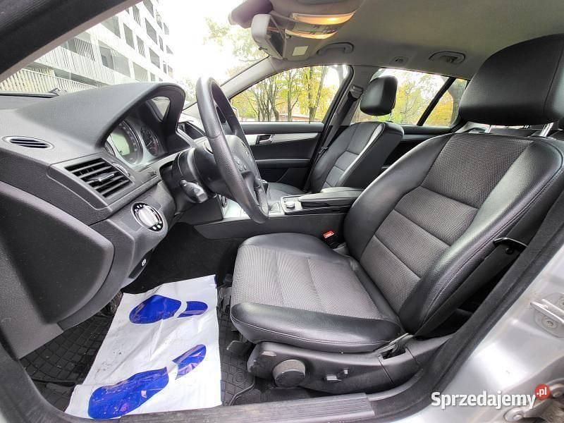 Używany 2009 Mercedes C180 | 24 900 zł - Obraz 1/4